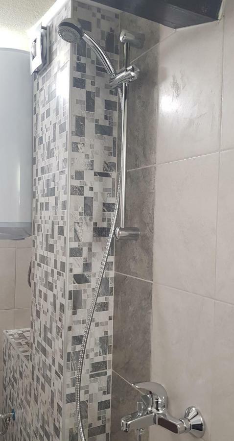Часовника Hotel Trjavna Buitenkant foto