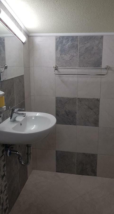 Часовника Hotel Trjavna Buitenkant foto